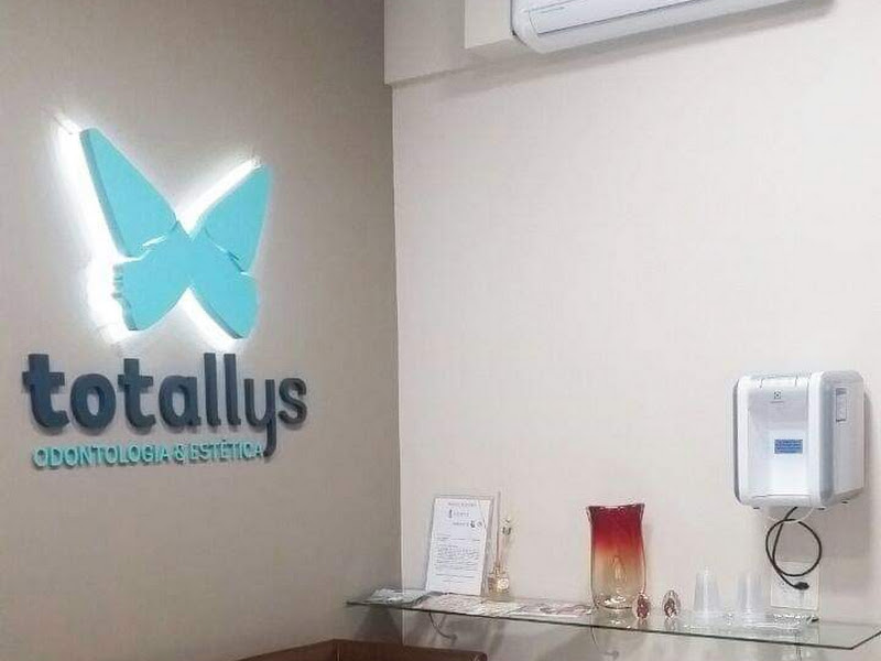 Foto de Totallys Odontologia & Estética | Referência em Implante e Prótese | Especialistas em Ortodontia em Belo Horizonte