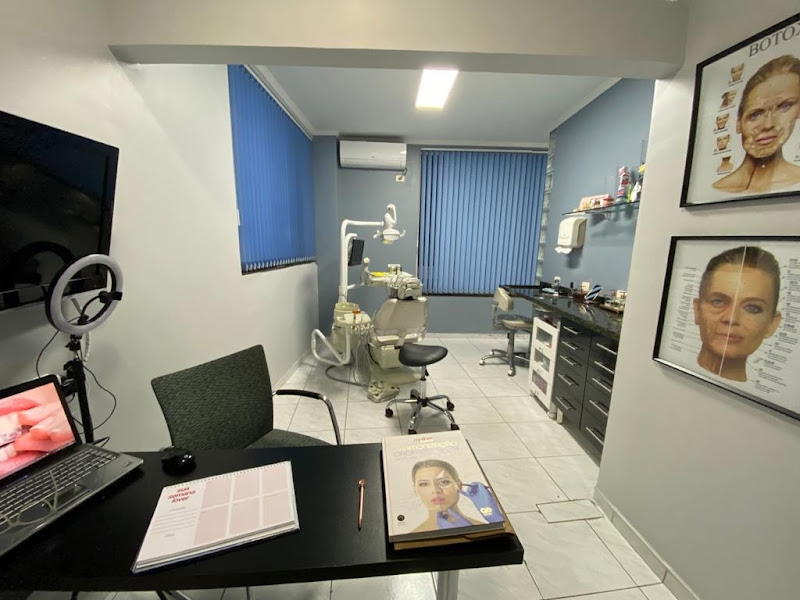 Foto 2 de TR Clinic Implantes