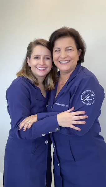 Foto 3 de Trefiglio Rocha Odontologia-Facetas | Endodontia com Microscópio | Alinhador Invisível-SouSmile | Odontopediatria | Cirurgias