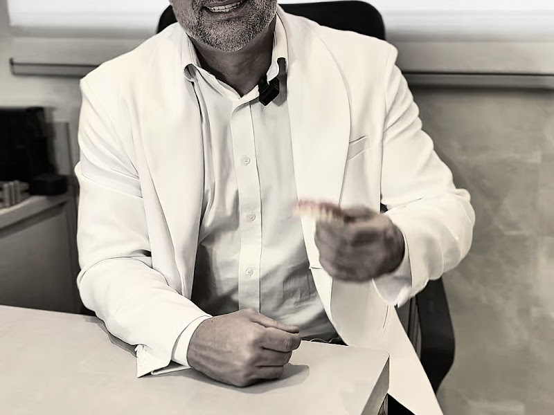 Foto 5 de Trinno Implantes – Clínica de Implante Dentário em Taguatinga, Lente de Contato e Faceta