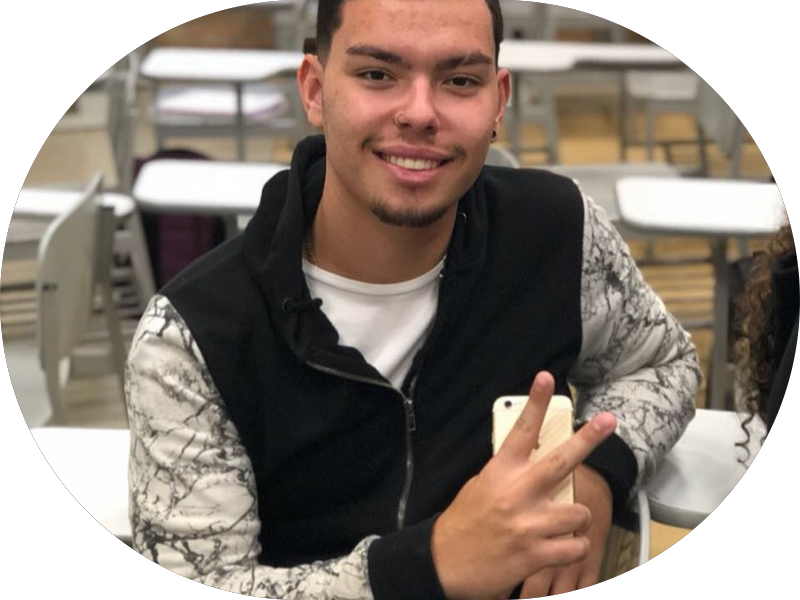 Foto 7 de Turk Odontologia - Dra. Néhida Turk