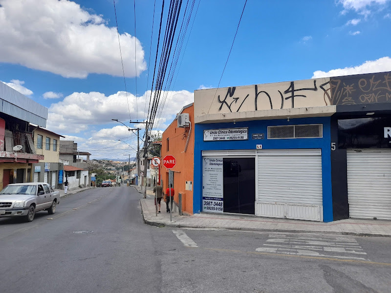 Foto 2 de União Clínica Odontológica | R.T.: Dr Warley Diniz Silva