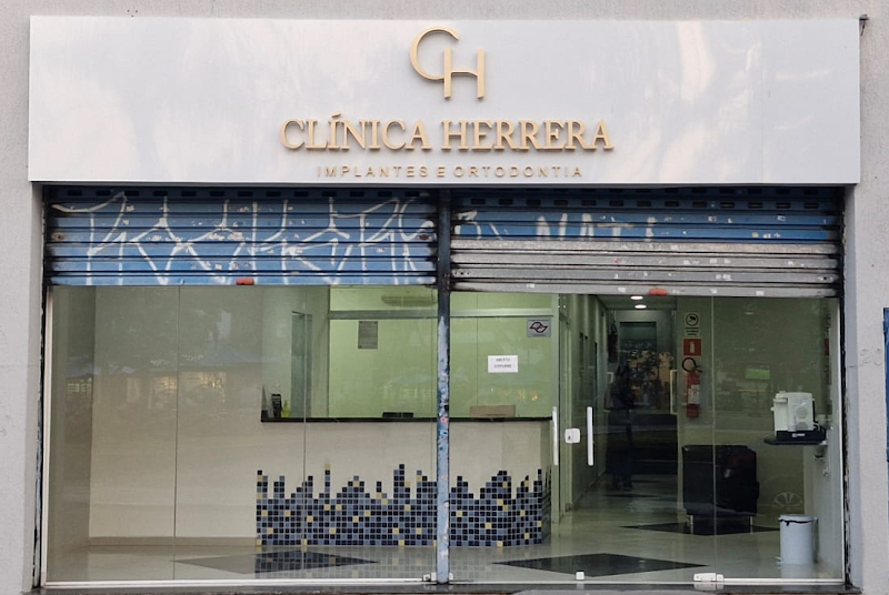 Foto 2 de UNIQUE CLINIC HERRERA ODONTOLOGIA E ESTÉTICA | ITAPEVI