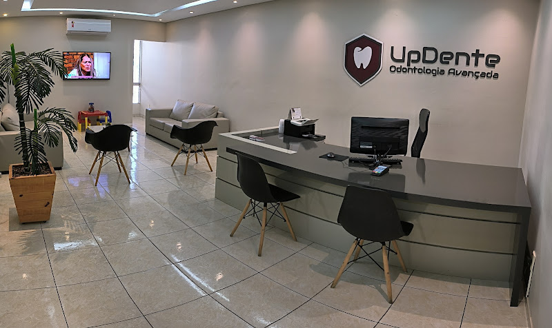 Foto 2 de UpDente clinica odontológica | Dentista - Implantes, Harmonização, Clareamento, Ortodontia, Extrações.
