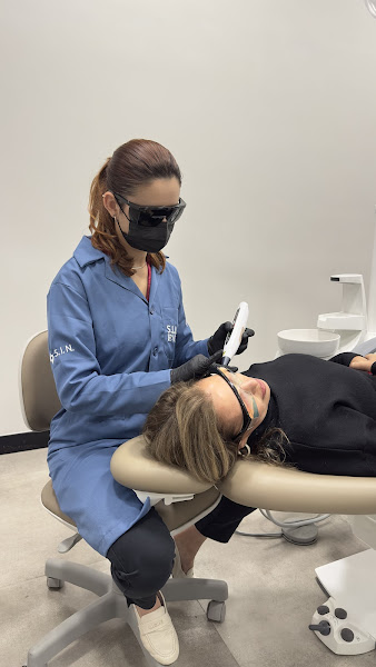 Foto 3 de VAGAS PARA PACIENTE MODELO - Harmonização, Implante - IOA Belo Horizonte