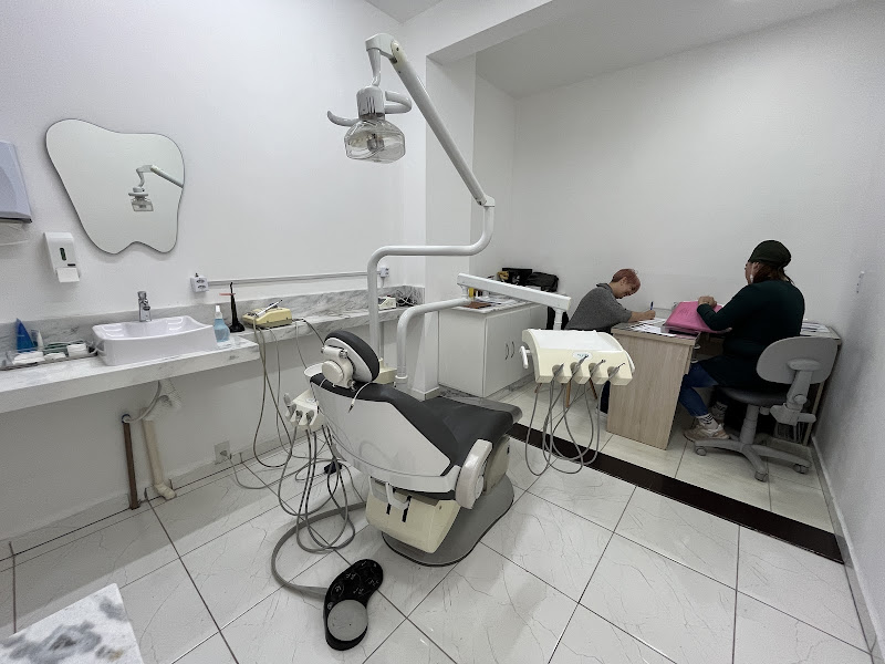 Foto 2 de Valgas e Zardo Odontologia