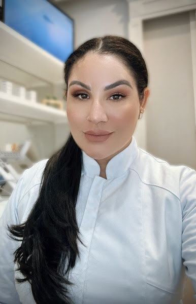 Foto 2 de Vanessa Guerling Biomédica Tricologista