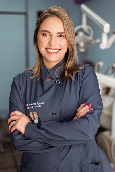 Foto 2 de Vanessa Ribeiro Barbosa - Cirurgiã Dentista