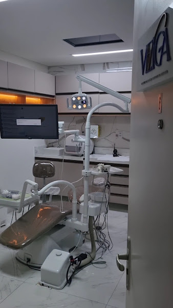 Foto 4 de Veiga Odontologia Especializada / Ciklus