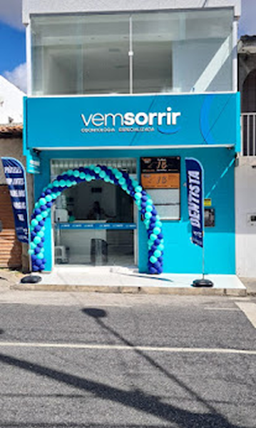 Foto 2 de Vem Sorrir | Dentista em Campina Grande - Especialista em Implantes, Aparelhos e Clareamento