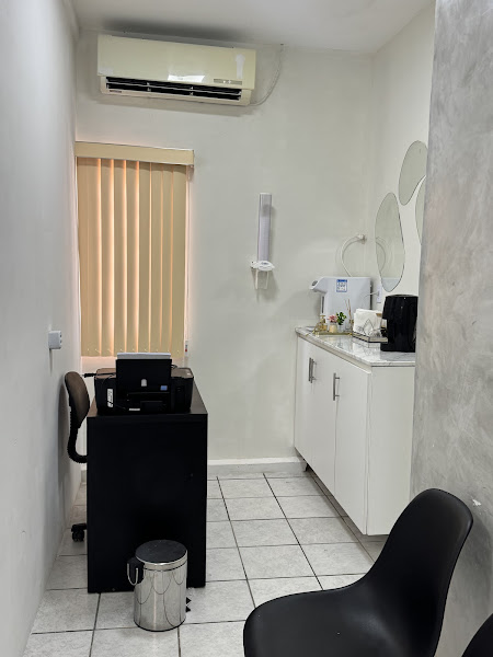 Foto 2 de Veras Clin