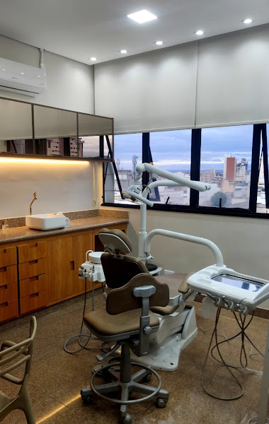 Foto 2 de Veríssimo e Rocha Odontologia
