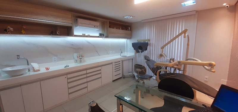 Foto 2 de Verydianna Frota Odontologia