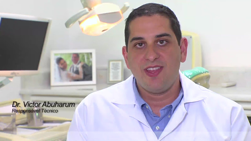 Foto 3 de Victor Abuharun Buco maxilo facial