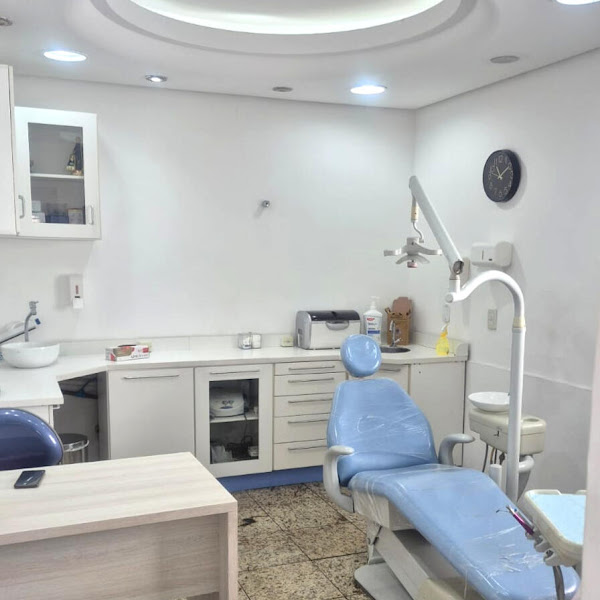 Foto 3 de Vieira Lux - Dentista Taubaté