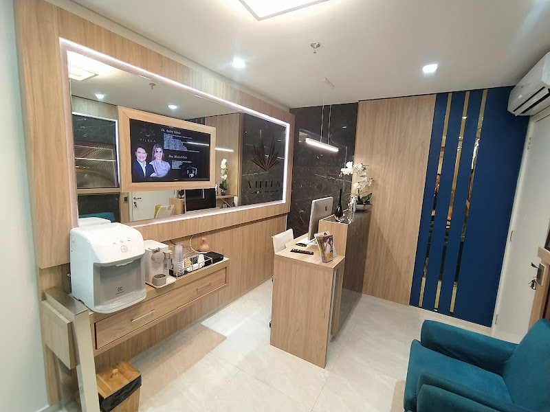 Foto 2 de Vilela Oral Design - Dr. André Vilela