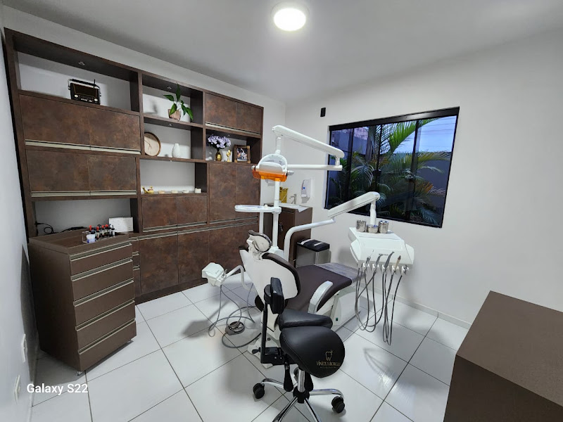 Foto 2 de Vinícius Borges Dentista