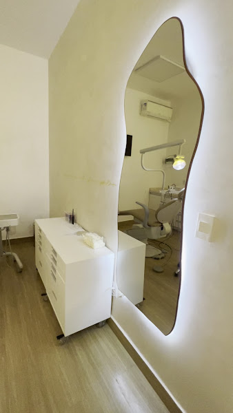 Foto 2 de Vinotto Odontologia