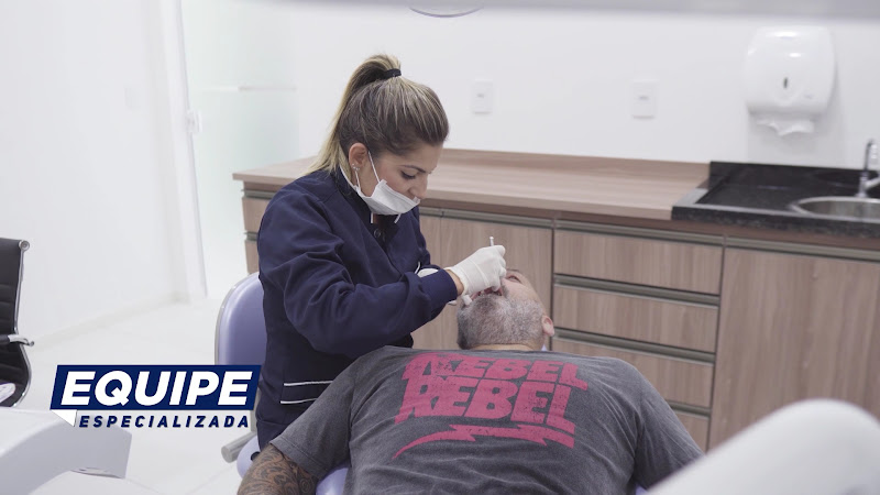 Foto 3 de Virtus Implantes e Estética Dental Curitiba