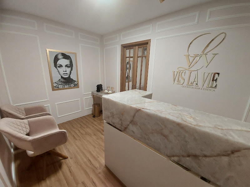 Foto 2 de Vis La Vie - Odontologia e Estética