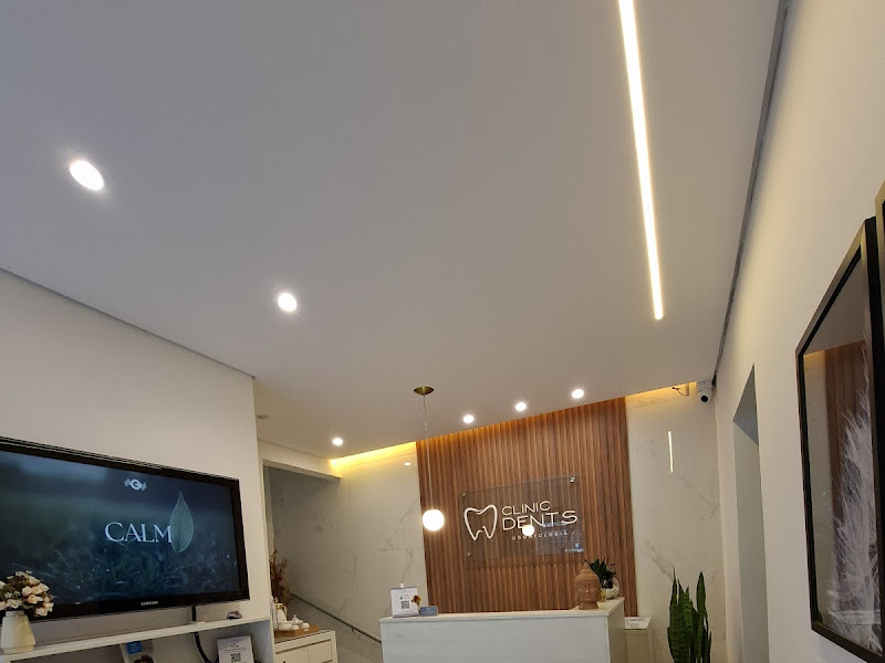 Foto 9 de Visadens Odontologia | Dentista Vila Sofia | Invisalign | SouSmile l Aparelhos | Facetas | Clareamento