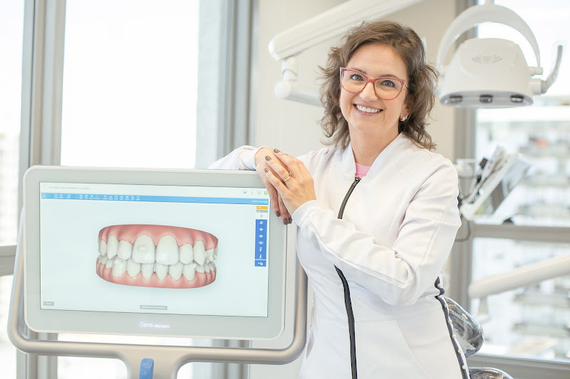 Foto 2 de Vitah Odontologia - Dra. Márcia de Fernandes | Ortodontia Invisalign Top Doctor em Porto Alegre