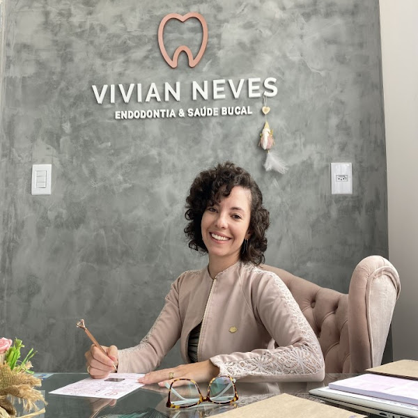 Foto 3 de Vivian Neves