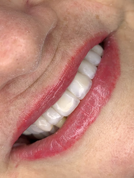 Foto 2 de Vívian Torres Odontologia