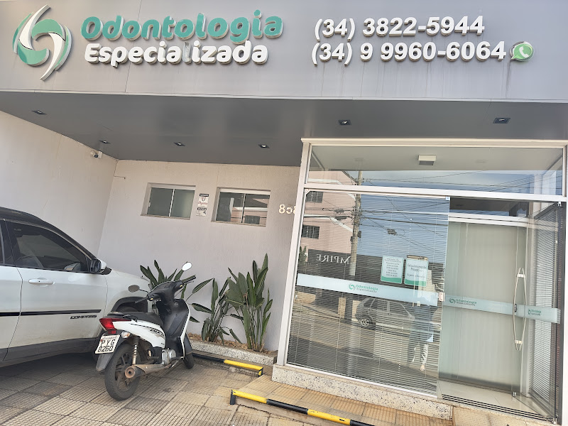 Foto 2 de Viviane Arantes Odontologia