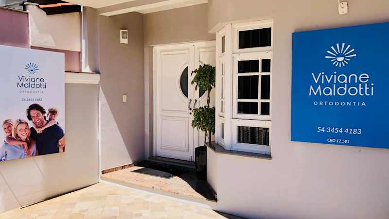Foto 2 de Viviane Maldotti Ortodontia