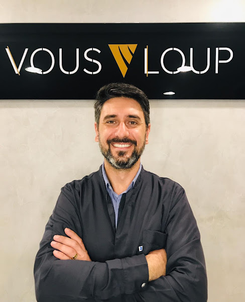 Foto 3 de Vous Loup - Odontologia, Ortodontia e Estética avançada Tristeza