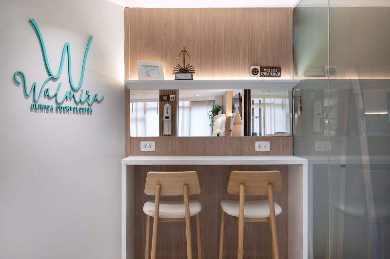 Foto 2 de Walmira Clínica Odontológica - Dentistas - Atendimento de Urgência e Emergência