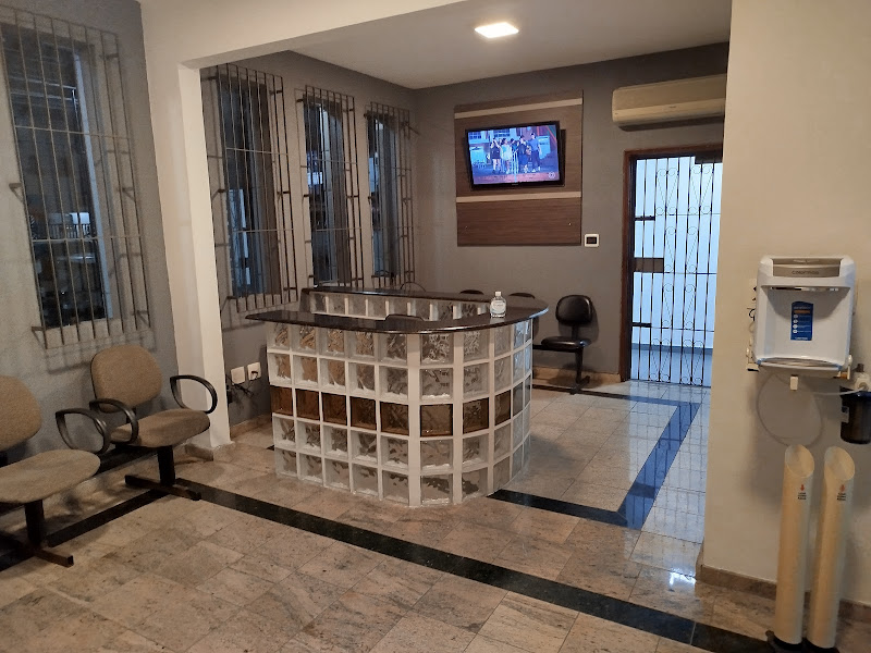 Foto 3 de WEYLER ODONTOLOGIA DR. RICARDO ROSSI WEYLER