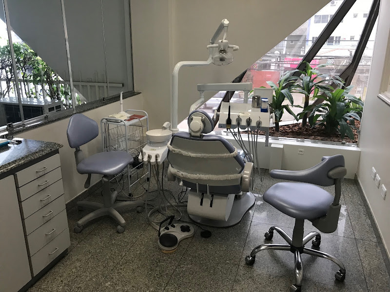 Foto 2 de White Odontologia Integrada - Liliane M. Vizzotto e Juliana M. Vizzotto