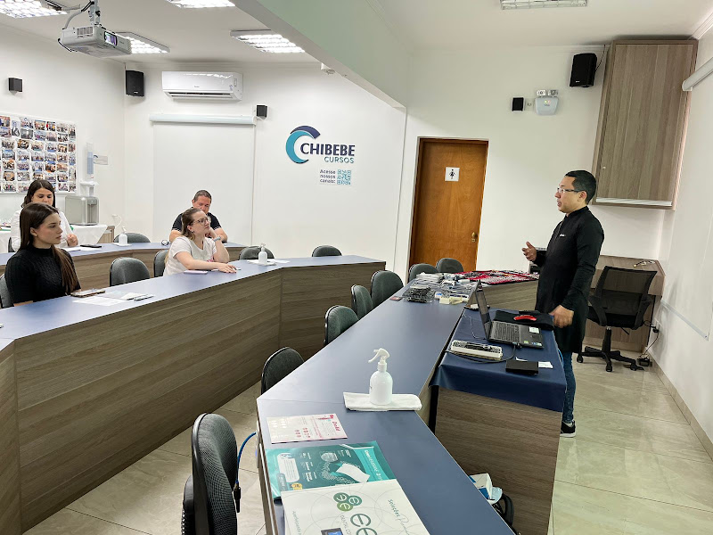 Foto 2 de YouMais Dental | Implantes, Componentes e Produtos Odontológicos em São José dos Campos e Região
