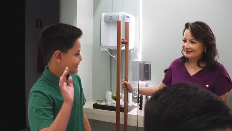 Foto 3 de Yurie Falone