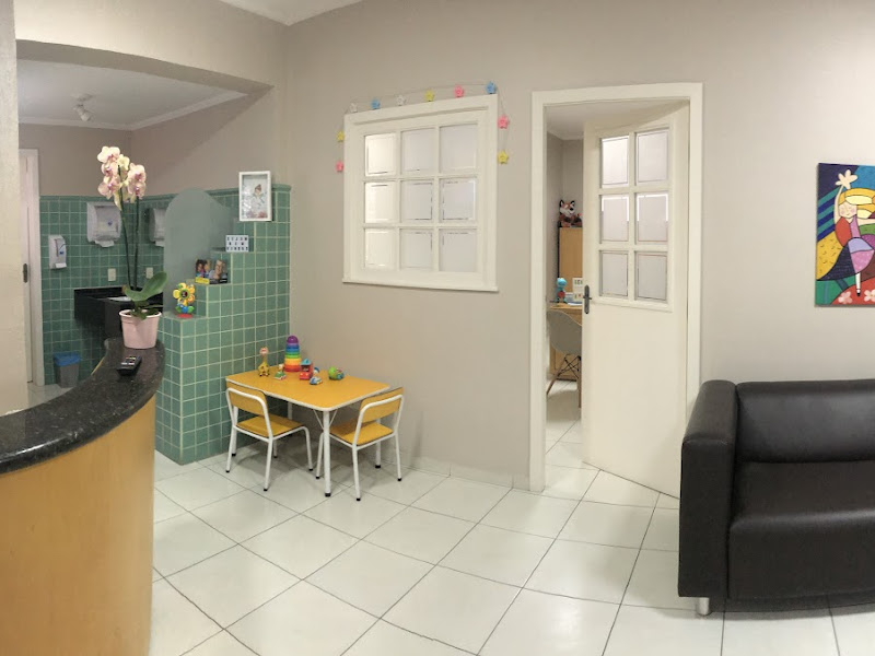 Foto 3 de Zandra Watanabe Odontopediatria