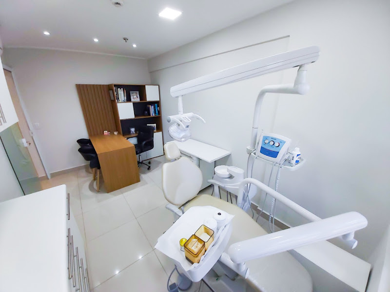 Foto 9 de Zari Odontologia | Dentista em Barueri