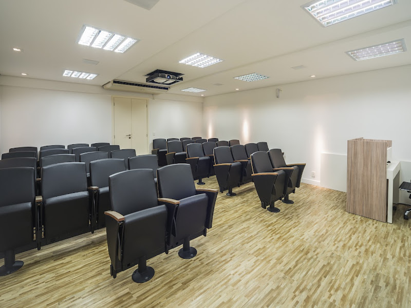 Foto 2 de Zenith - Ensino e Tratamento Odontológico