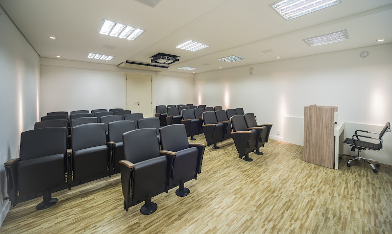 Foto 3 de Zenith - Ensino e Tratamento Odontológico